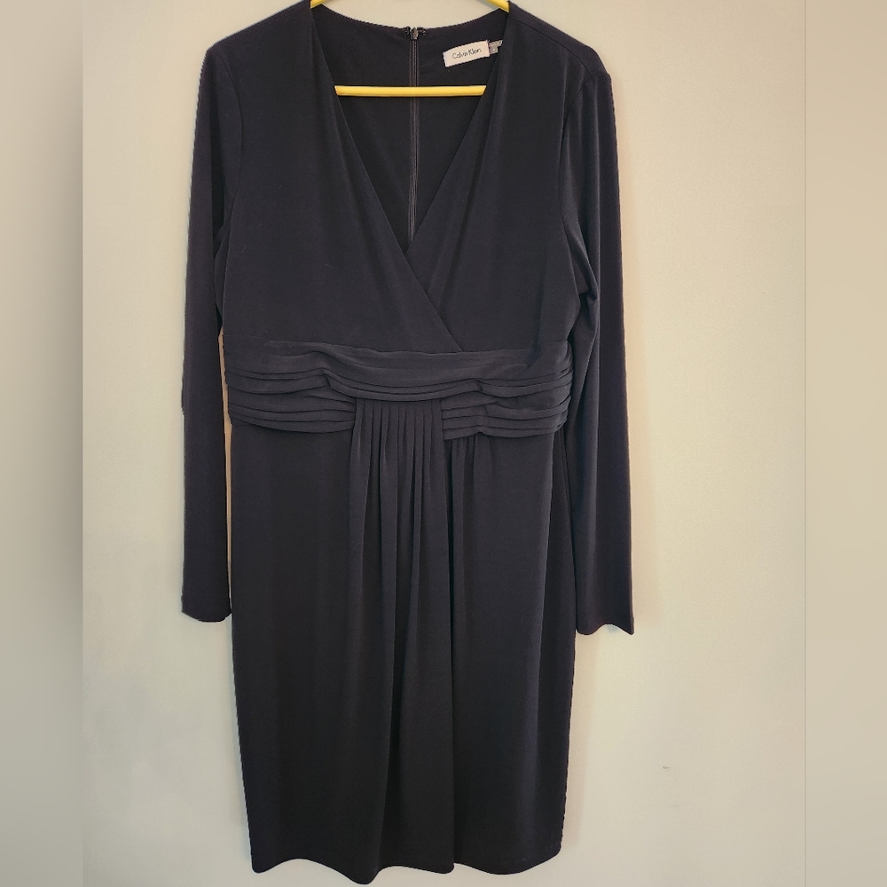 Calvin Klein Womens Black Dress with Roushing at the waist.  Size 14.